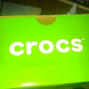 Crocs mint green